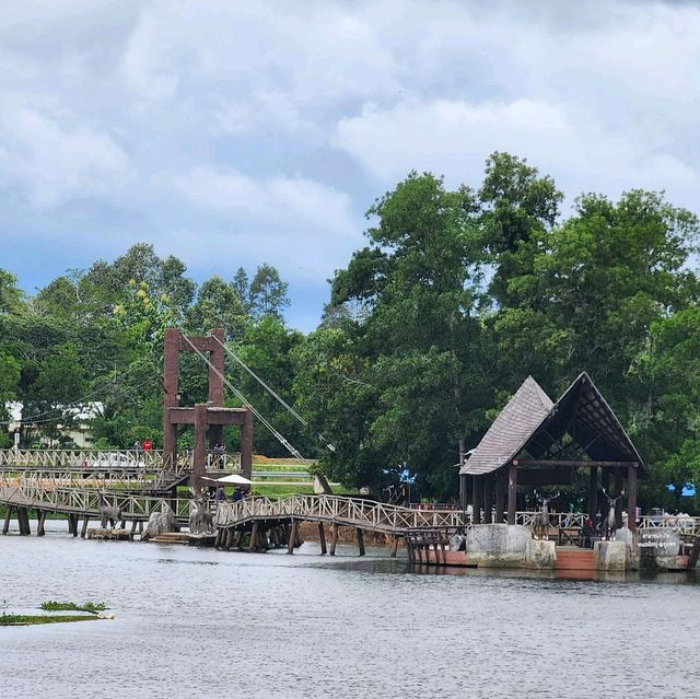 สะพานชมกวางหนองใหญ่ ชุมพร 🦌