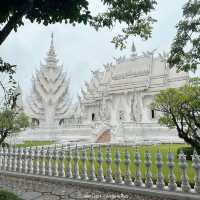 วัดสวยในเชียงราย วัดร่องขุ่น สวยมากๆ