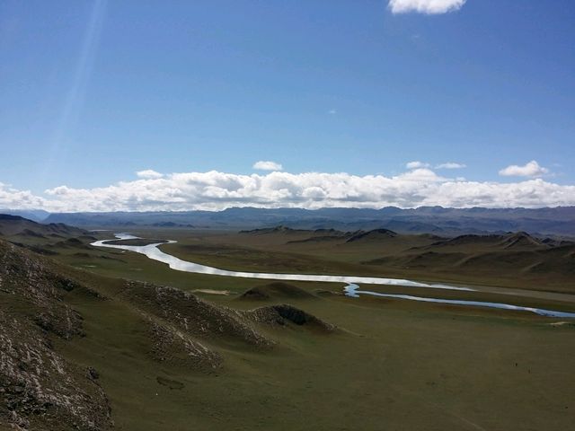 Tranquility at Bayin Buluke Grassland in Xinjiang