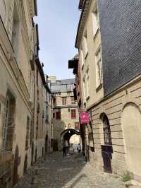 【レンヌ】旧市街と教会と美術館を巡る