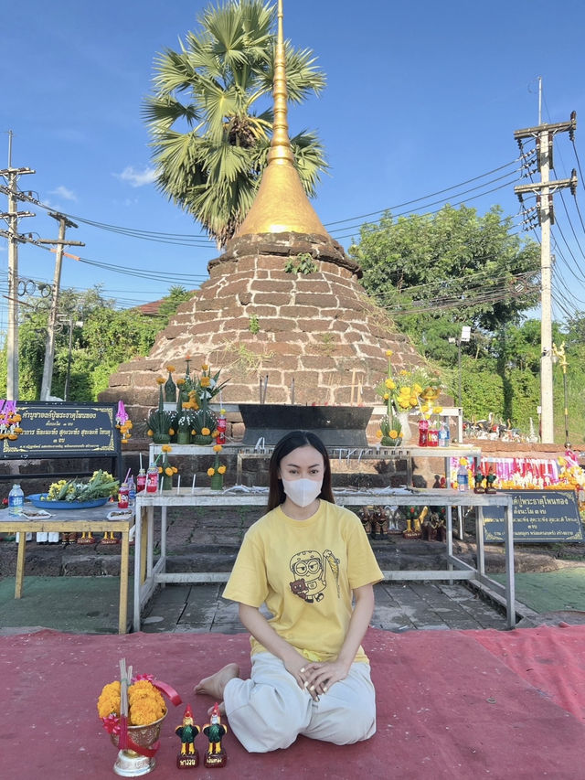 พระธาตุโพนทอง อุดรธานี