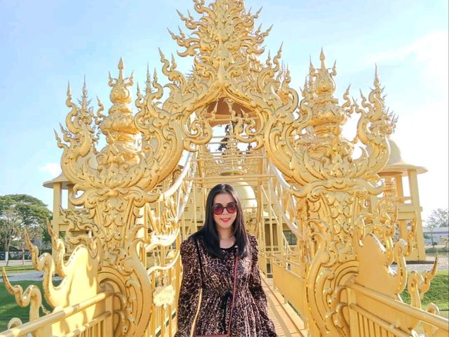 วัดร่องขุ่น