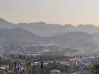 Phousi Hill พระธาตุพูสี จุดชมวิวหลวงพระบาง ลาว