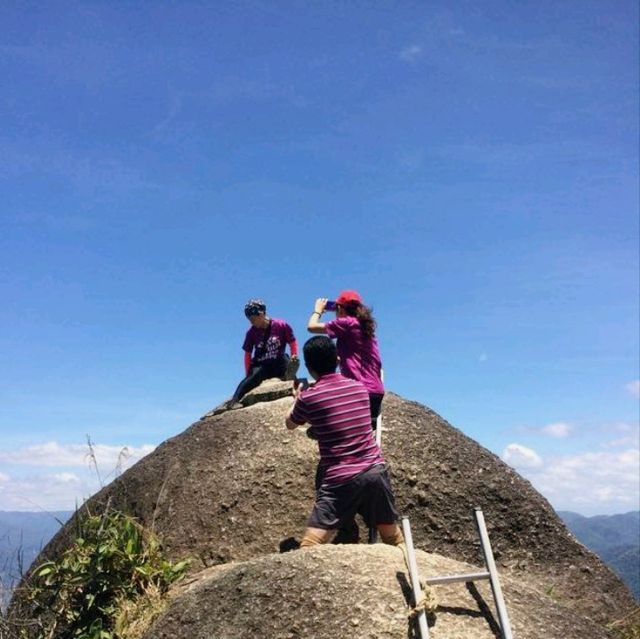 Bukit Kutu: A Challenging Yet Rewarding Day Hike in Selangor Malaysia 