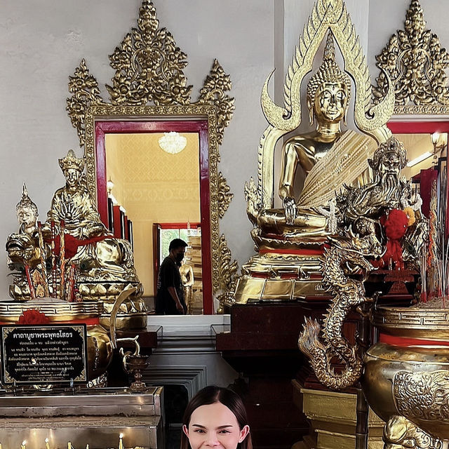 วัดกระทุ่มเสือปลา