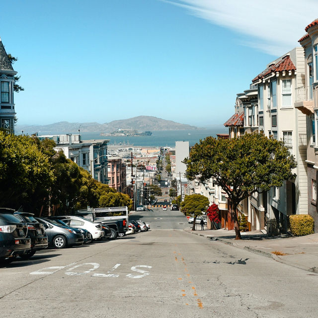 San Francisco: The Golden City of Iconic Sights and Cultural Diversity
