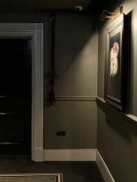 Live in 19th-century London luxury 