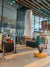 ICS Offers Variety of Shops and Dining Options