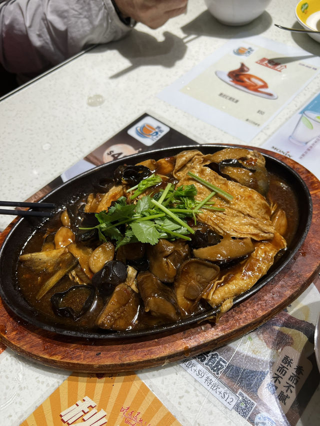 試試茶餐廳的炸乳鴿🤣
