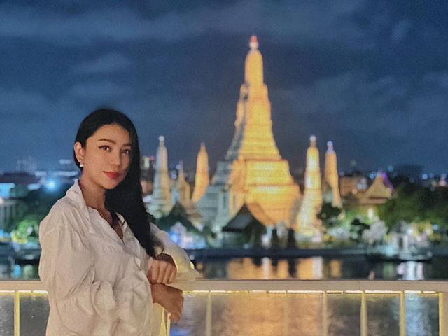 ชวนทำบุญไหว้พระและชมวิว “วัดอรุณ” 💫✨