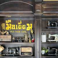 มือเยี่ยม Phuket Old Town Cafe 