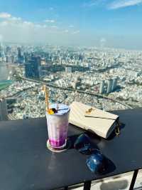 Stunning view lounge in the sky☁️