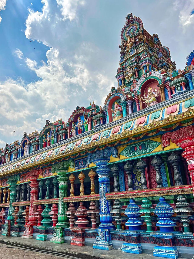 Batu Caves, an instagrammable cave