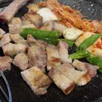 종각역 삼겹살 맛집 육석관