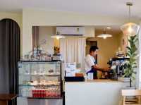 Lay Cafe Phuket คาเฟ่เล็กๆริมทะเล ฟีลเกาหลีเกาใจ 