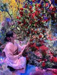 〜京都府京都市〜美しすぎる没入空間！蜷川実花展