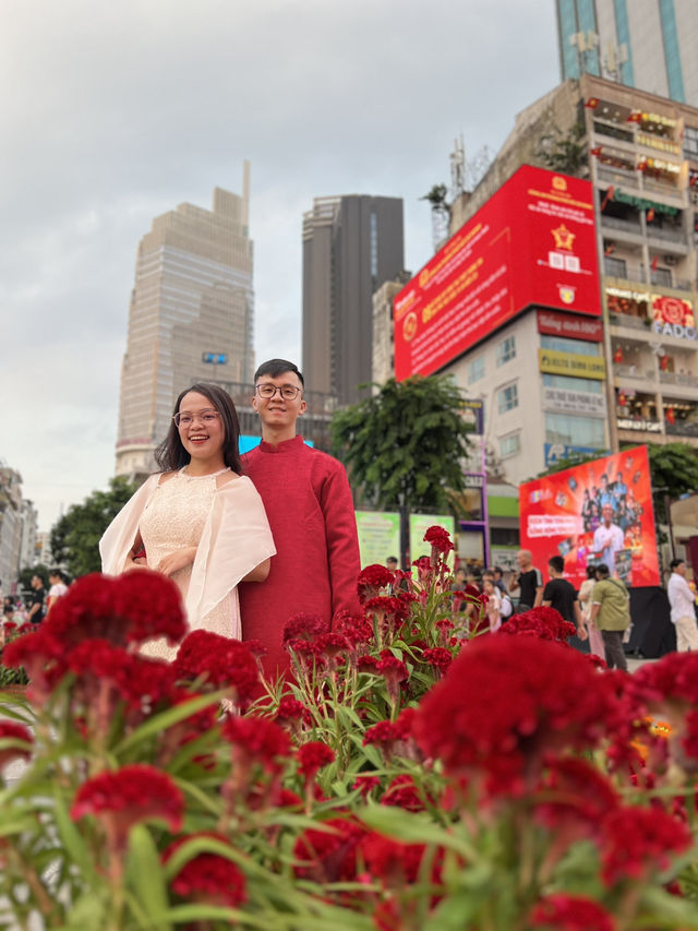Đường hoa Nguyễn Huệ 2025 Ất Tỵ linh vật
