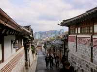 Step Back in Time in the Heart of Seoul: Bukchon Hanok Village