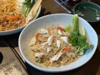 Bangkok’s Food Scene: From Street Eats to Iconic Restaurants! 🍜🥤✨