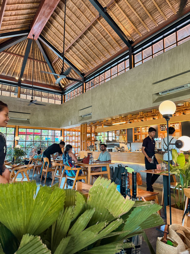 峇厘島烏布稻田風人氣Cafe🌾🌿 