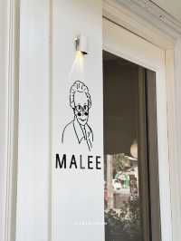 เค้กลูกมะพร้าว (Malee Bakery & Ice Cream) ✨