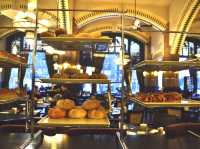Elegant Dining at Café Americain