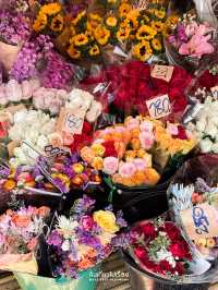 ปากคลองตลาด จากตลาดค้าส่ง สู่ร้านดอกไม้น่าเดิน