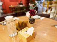 《裴德蔬食 · 花巷疏香樓》高雄店