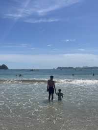 Why Selong Belanak Beach in Kuta Lombok is Perfect for Beginner Surfers 🌊🏄‍♂️