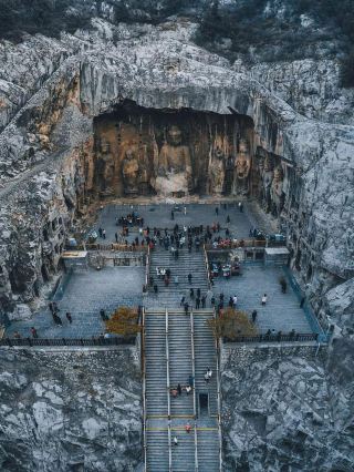 Longmen Grottoes (Luoyang)