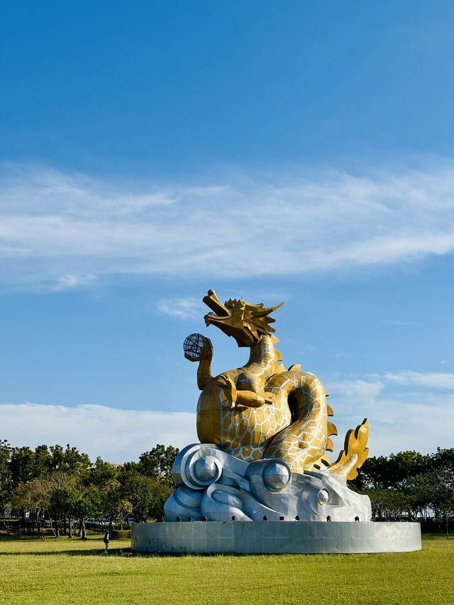 迎曦湖畔，享受休閒時光！☀️ 跑步運動，毛孩散步，完美的一天！🐶🏃‍♀️