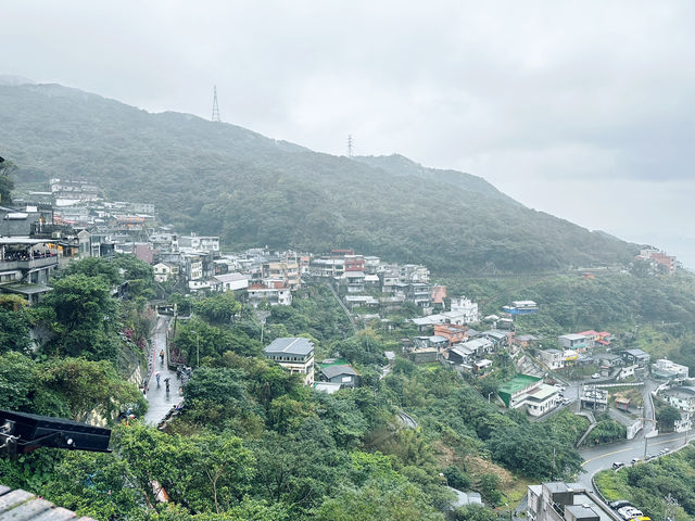 🌟 **漫遊九份 - 台北的山城魅力** 🌟