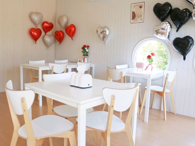 TamSook Cafe' & Bistro