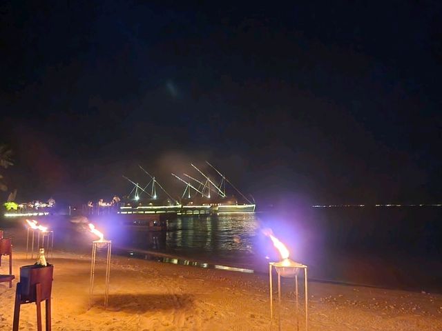 [🇲🇻モルディブ] 波の音とキャンドルに包まれる特別なディナー – Shoreline Grill