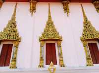 泰國曼谷湄南河畔著名古跡皇家寺廟景點：Wat Thong Nai，暹羅文化藝術風格寺廟建築，適合打卡拍照📸