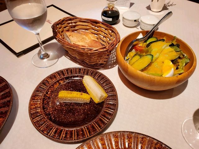 [🇯🇵軽井沢] ピレネーで堪能した絶品ステーキ — 味と雰囲気が魅力のレストラン
