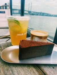 MOK Kitchen จุดเช็คอิน คาเฟ่ริมแม่น้ำเพิร์ล 🇨🇳