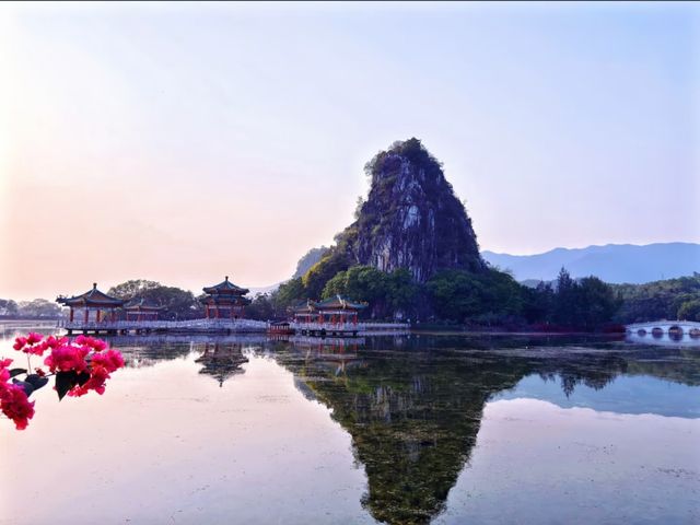 Seven Star Crags– Zhaoqing's Limestone Wonderland