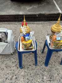 แพลนสงกรานต์เที่ยวสะพานมอญตักบาตรยามเช้า 