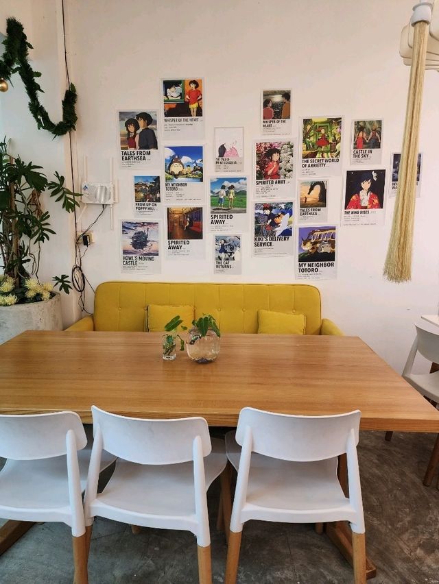 【バンコク】ポスターがお洒落なくつろげるカフェ☕