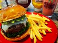 【東京🇯🇵】目黒でランチならここ！！バーガーファクトリー🍔