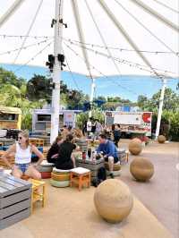 Pahlawan Beach: A Gateway to Outdoor Adventure on Sentosa