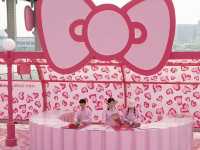Beast X Hello Kitty ตลาดดอกไม้เซี่ยงไฮ้