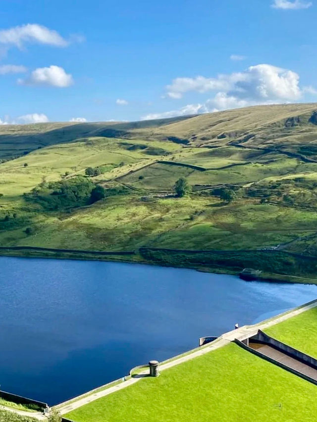 Greenbooth Reservoir – A Hidden Gem for Hiking Near Manchester 🌄