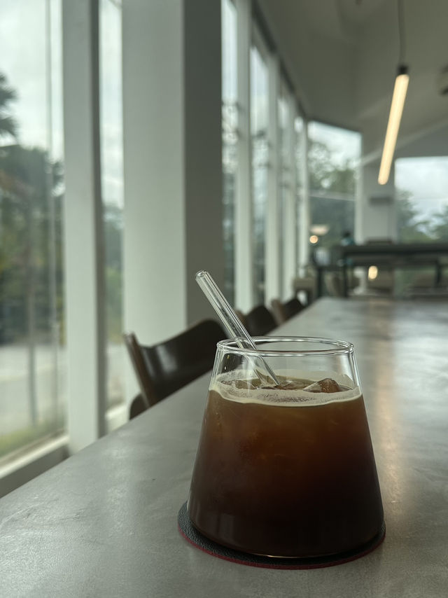 How to get the best of the adrenaline rush and relaxing calm of Kuala Lumpur at the same time?!