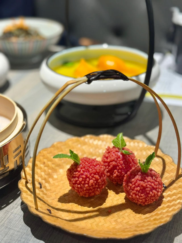 精緻點心 配上特色潮州粵菜 性價比高 用料上乘@自己人