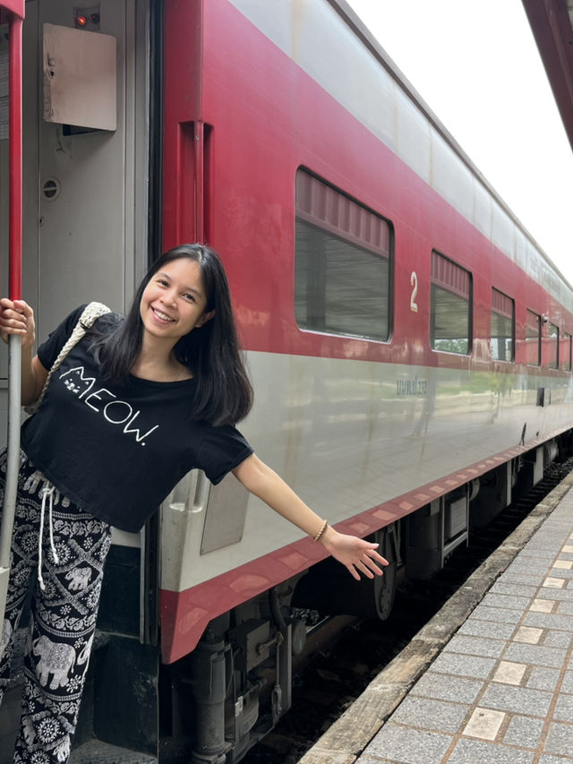 Thailand–Laos international train