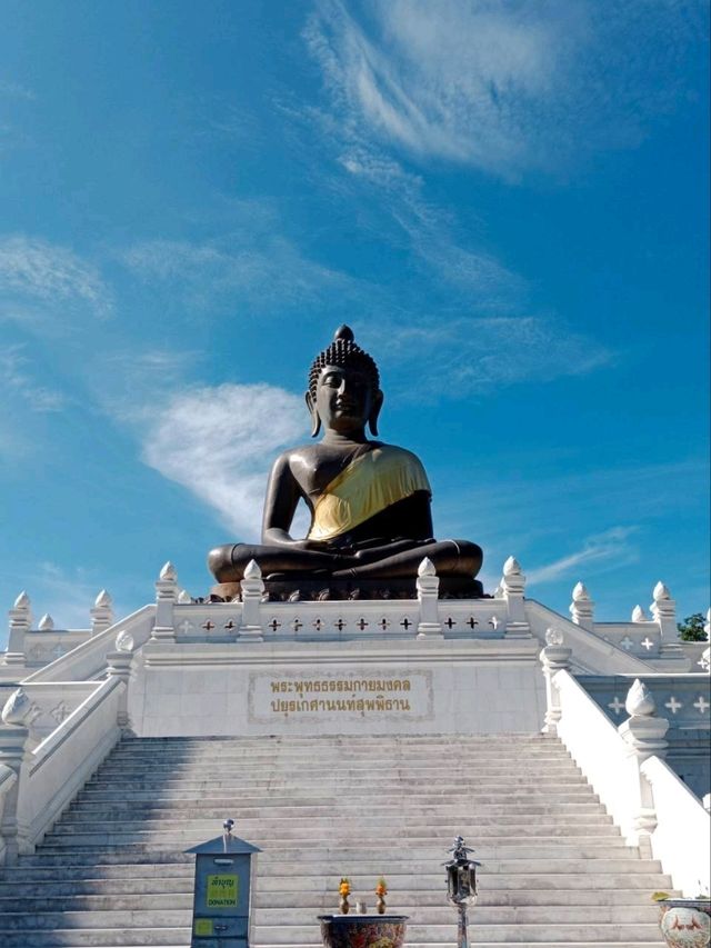 วัดพุทธาธิวาส