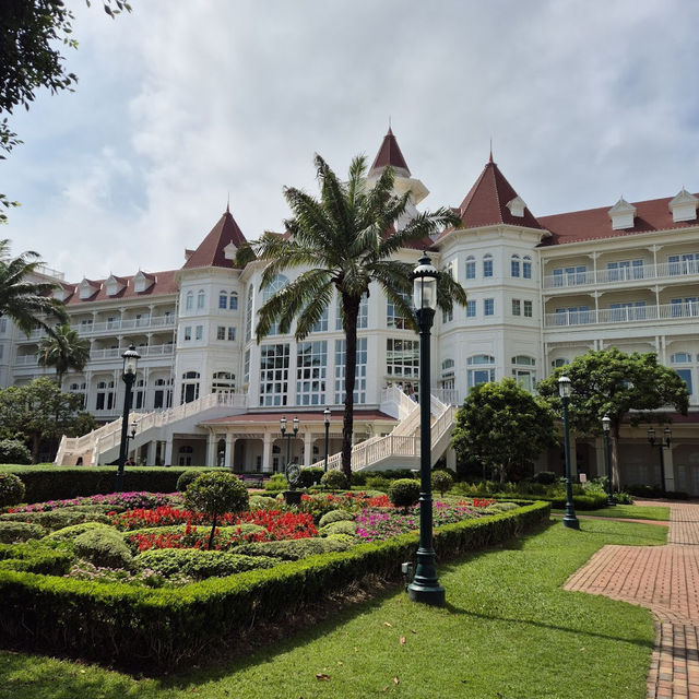 香港迪士尼探索家度假酒店 (Disney Explorers Lodge)