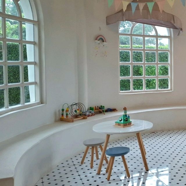 VILLA LA FLORA คาเฟ่ในแก่งกระจาน